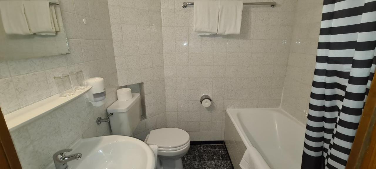 טגרנסה Seehotel Zur Post מראה חיצוני תמונה