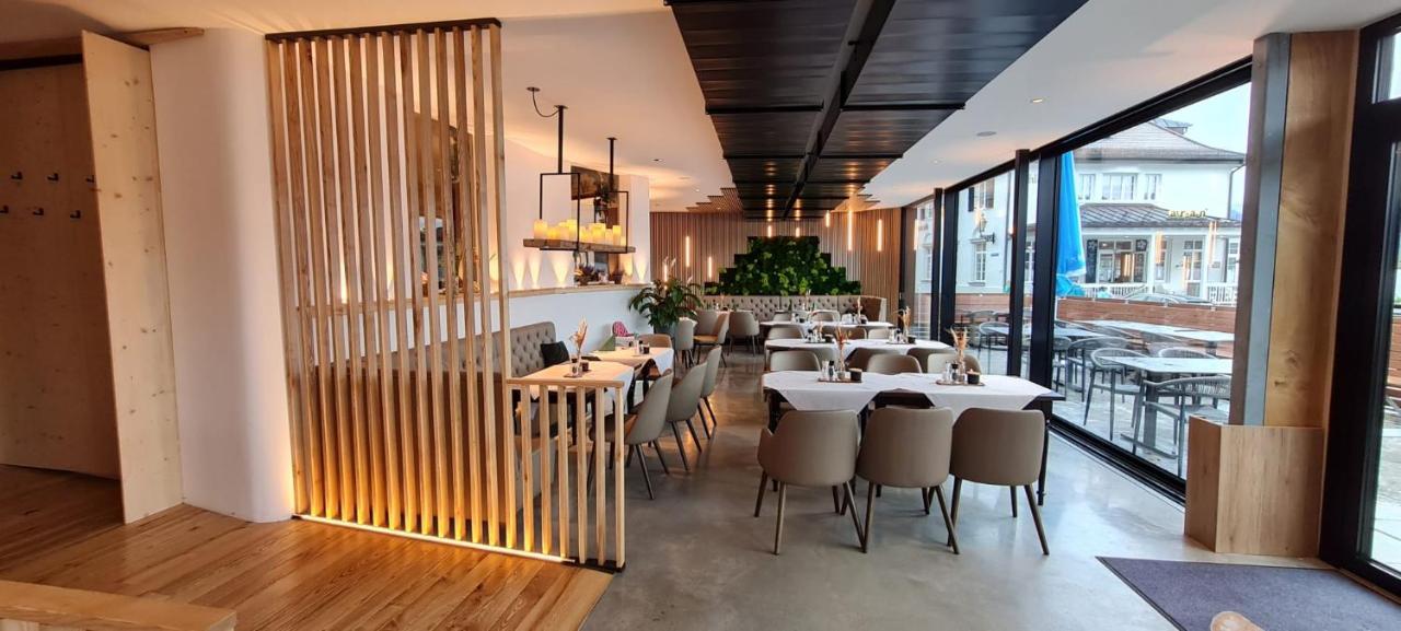 טגרנסה Seehotel Zur Post מראה חיצוני תמונה