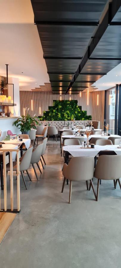 טגרנסה Seehotel Zur Post מראה חיצוני תמונה
