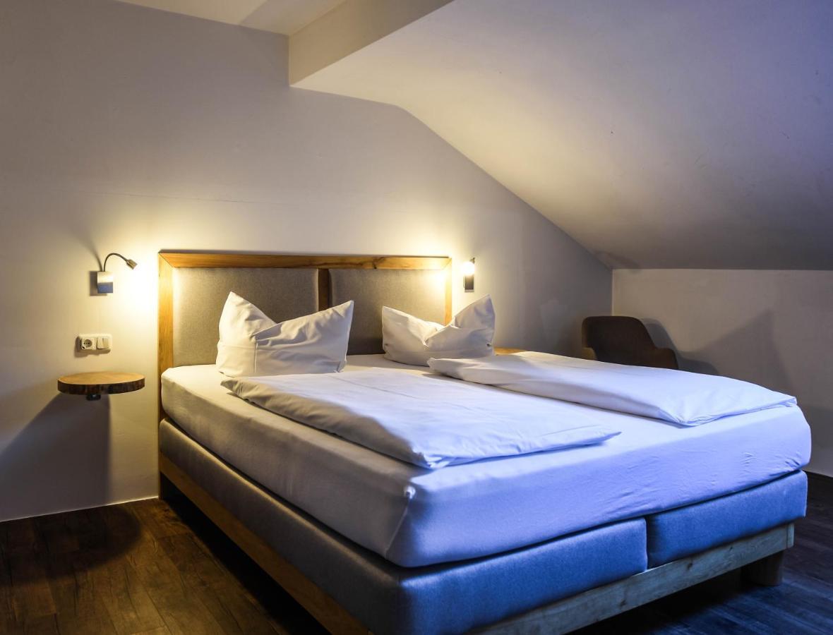 טגרנסה Seehotel Zur Post מראה חיצוני תמונה